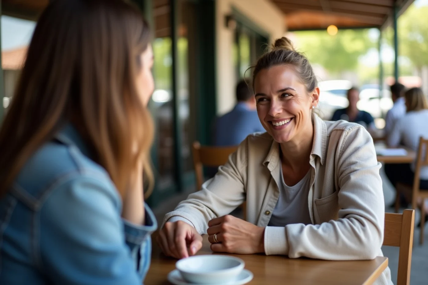 What healthy communication looks like in a new relationship - supporting editorial photograph